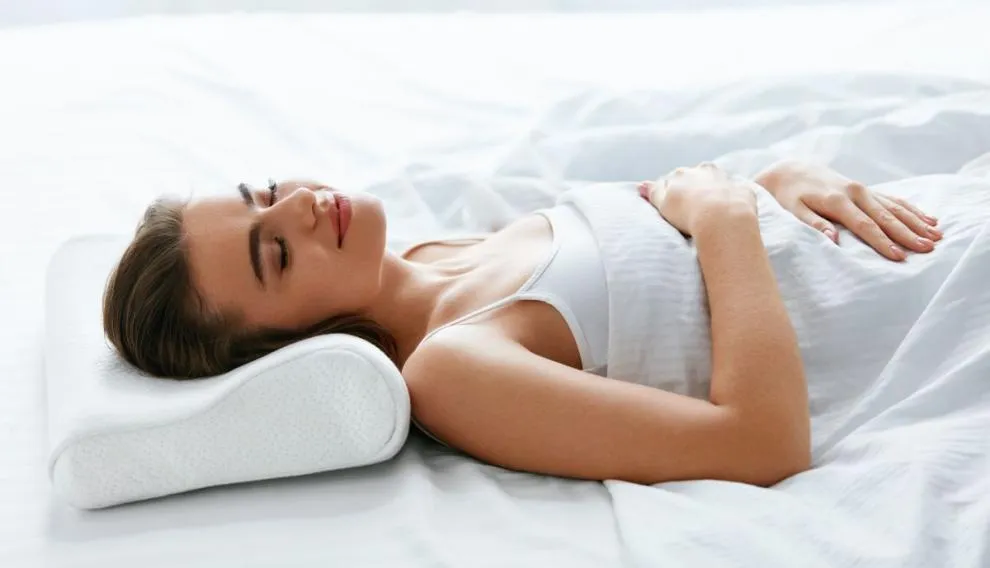 Ergonomisches Kissen für gesunden Schlaf